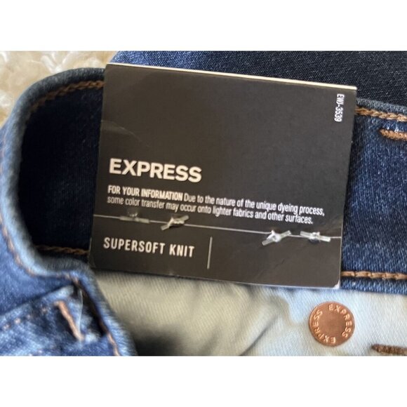 Express Mom Super High Rise Denim Cutoff Shorts Supersoft Knit NWT Size 0 - Picture 4 of 5